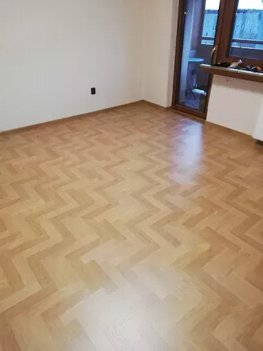 Zamontowana podłoga z wzorem